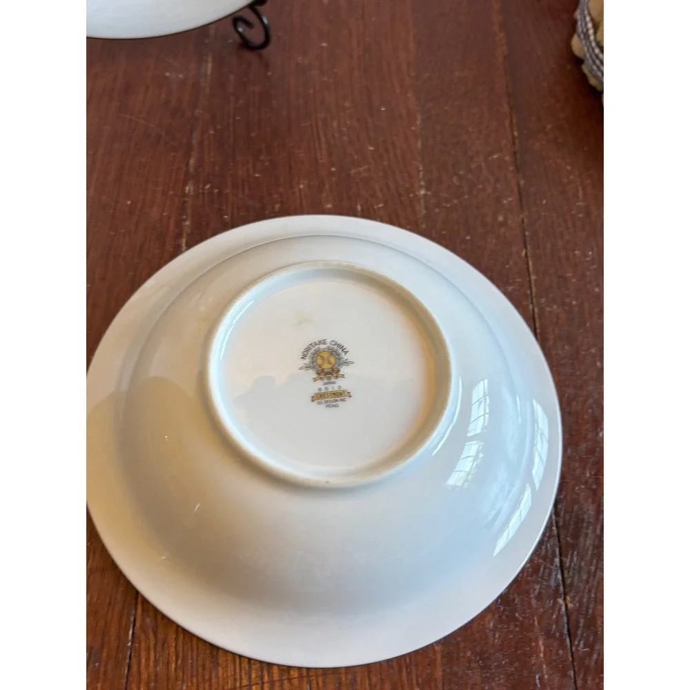 Noritake China Crestmont 6013 Soup Cereal Bowls Set of 2 Japan Gold Trim 7.5